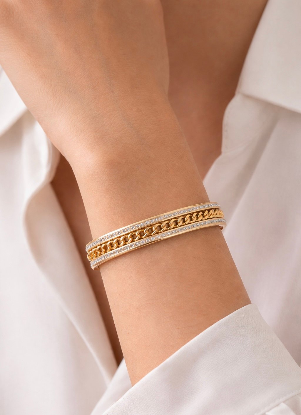 Regal Link Diamond‑Edge Bracelet - Image 2