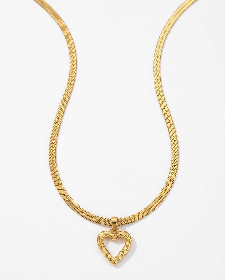 Golden Open‑Heart Shine Necklace