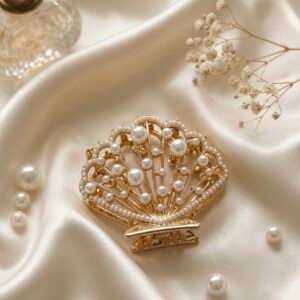 Golden Pearl Seashell Elegance Clip