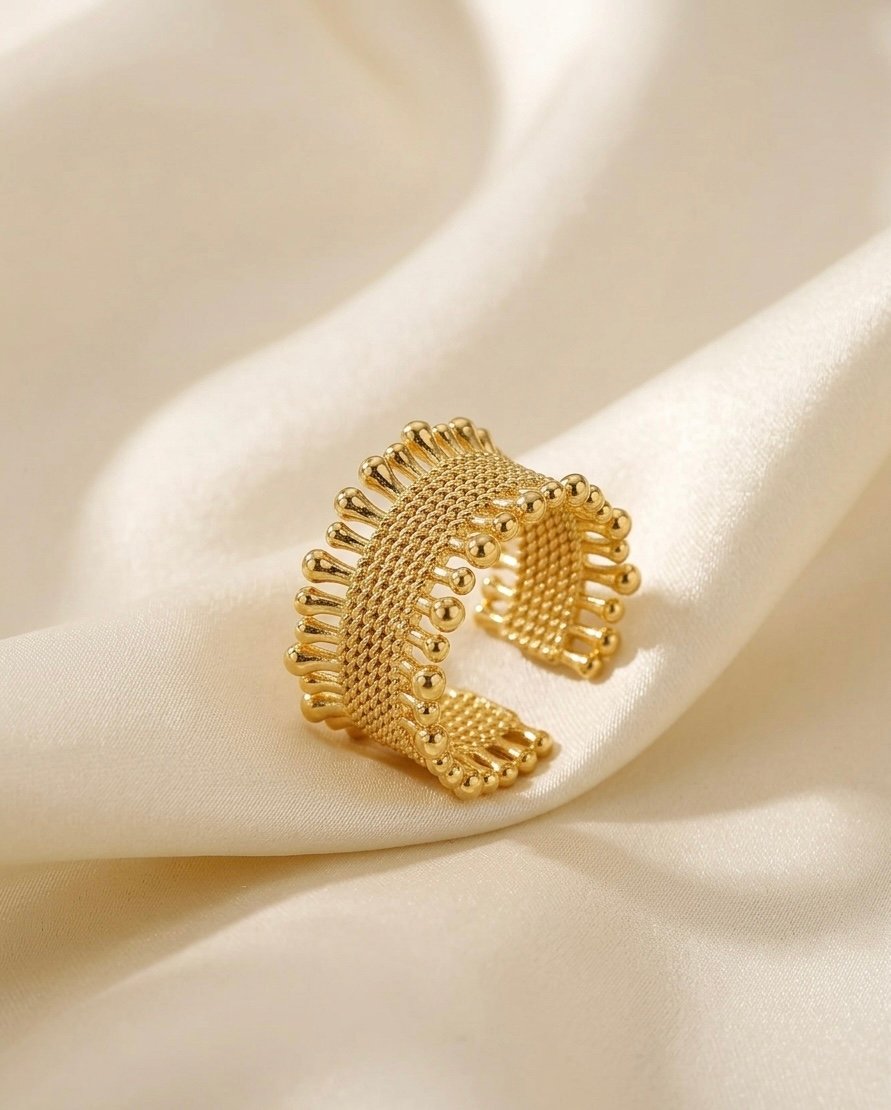Golden Mesh Aura Ring