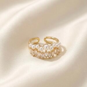 Golden Pearl Luxe Bar Ring