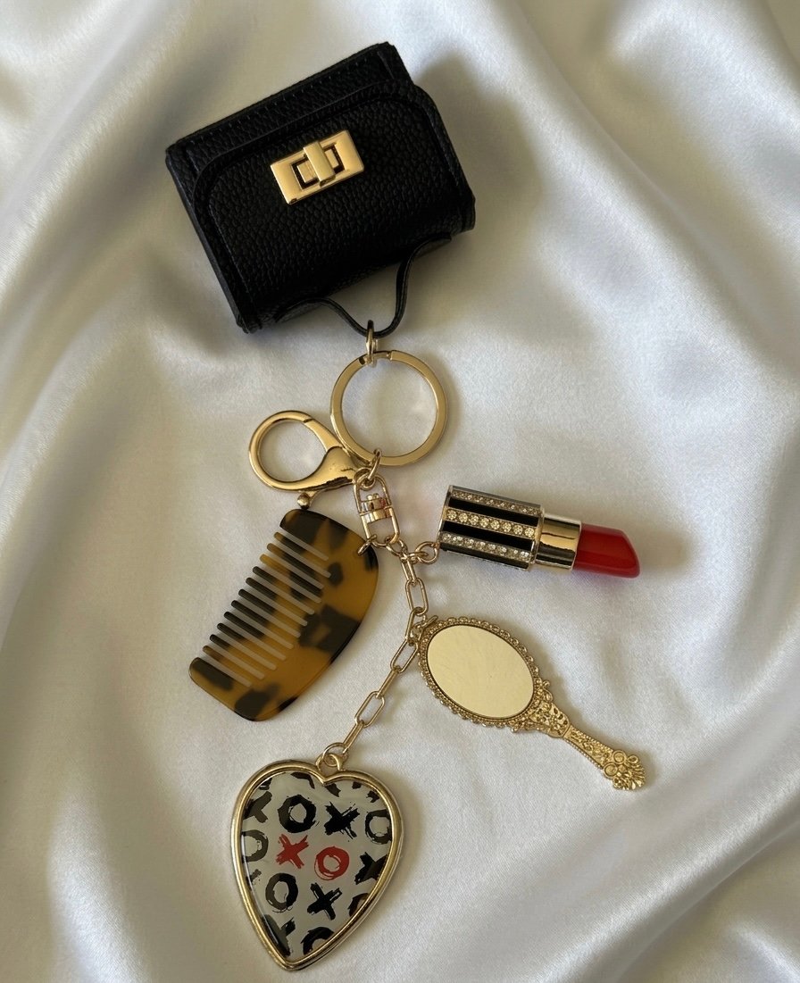 Glam Vanity Charm