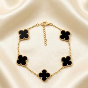 Midnight Black Clover Elegance Bracelet