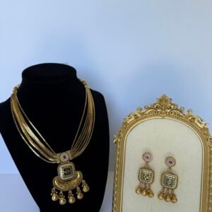 Royal Enchanted Square Gem Heritage Set
