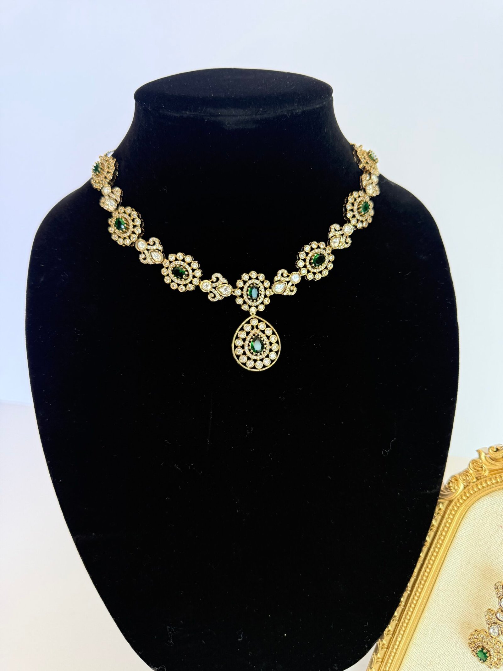 Emerald Sovereign Grace Set - Image 2