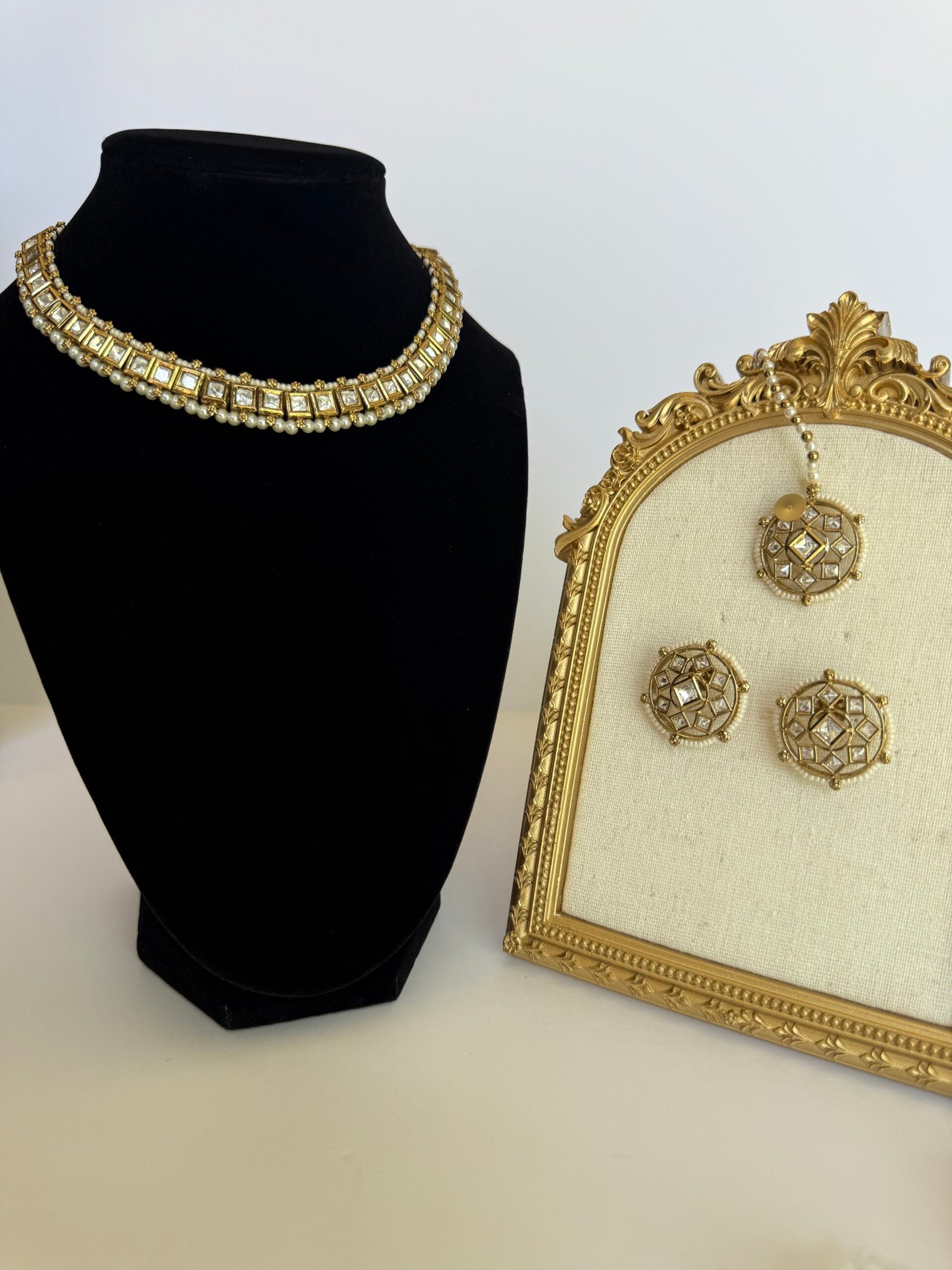 Aurelia Triad Radiance Choker Set