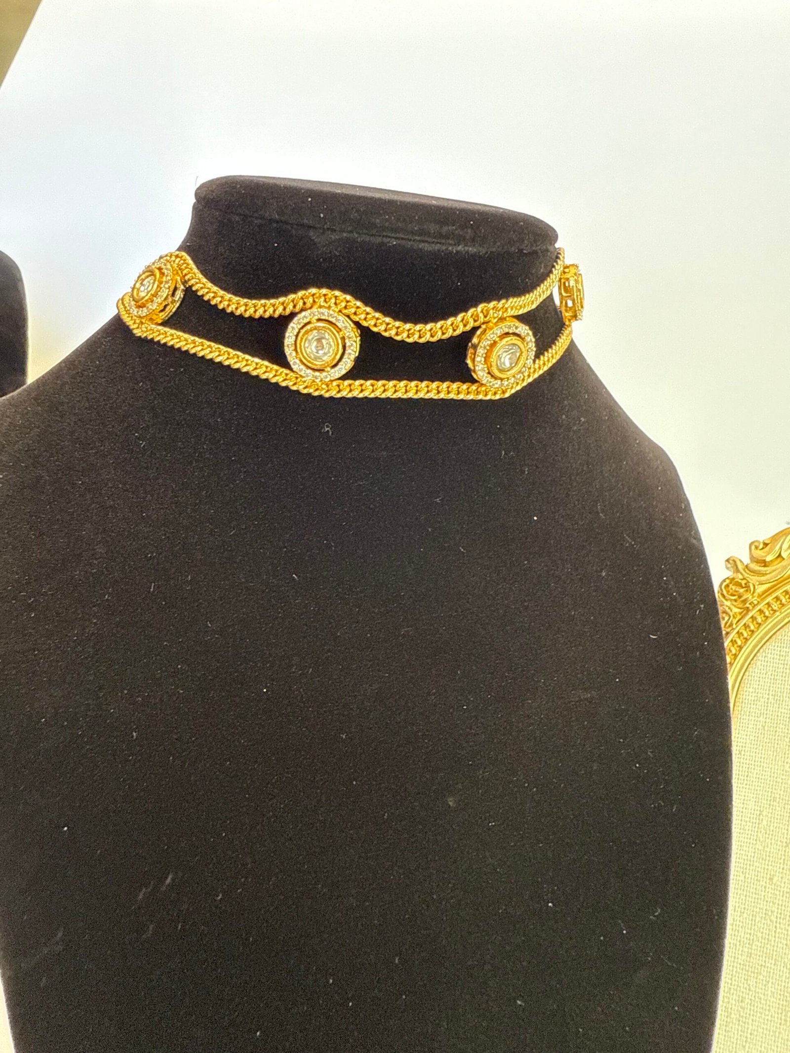 Luna Aurelia Choker Set - Image 3