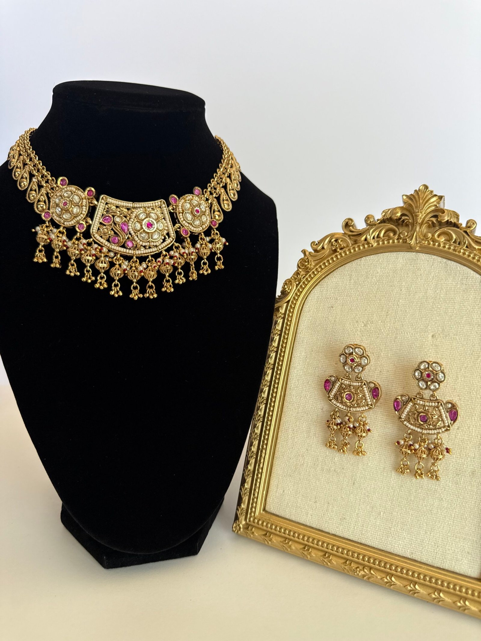 Rosalia Regal Heritage Set
